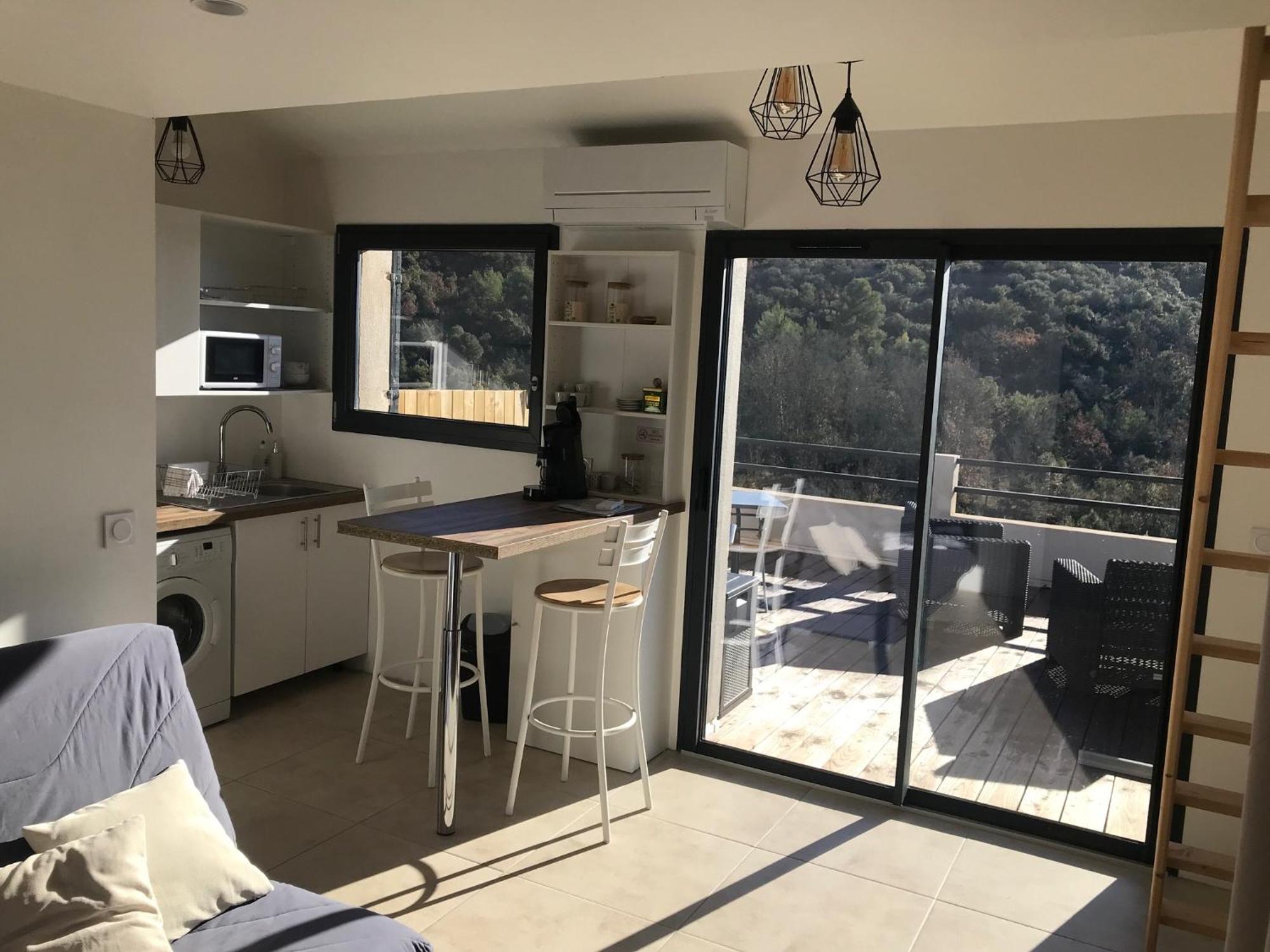 Studio Au Calme, Grande Terrasse Avec Vue Vallee Ginasservis Exterior foto