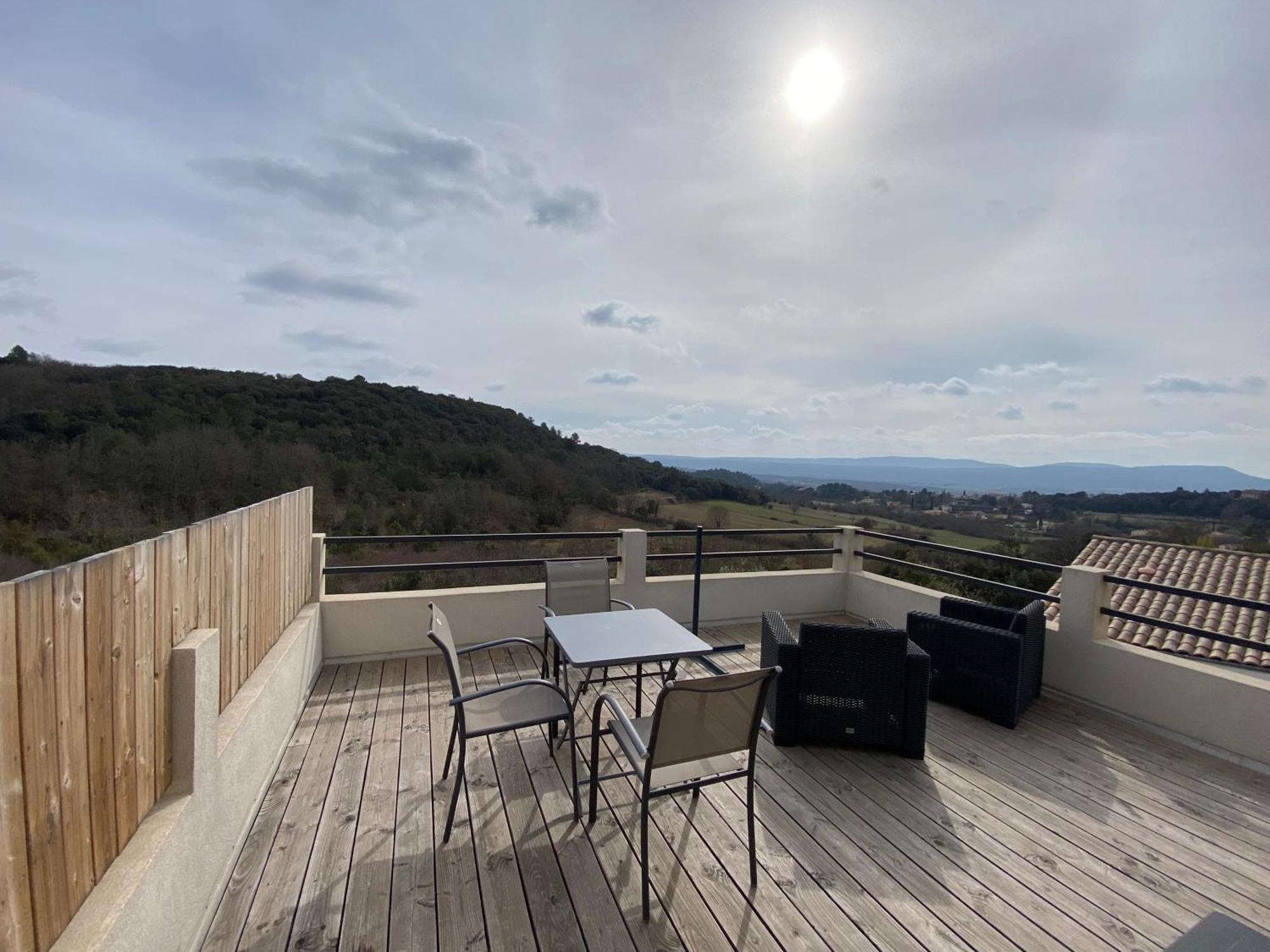 Studio Au Calme, Grande Terrasse Avec Vue Vallee Ginasservis Exterior foto